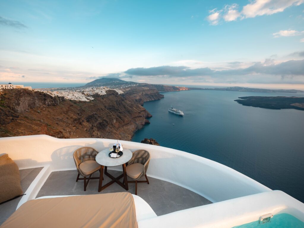 Where to Stay in Imerovigli Eteoro 3 - Where to Stay in Imerovigli: Finding the Pulse of Santorini Without the Crowds